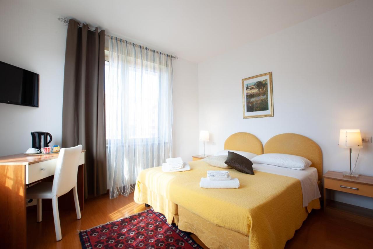 Casa Vacanze Le Terrazze Верона Екстер'єр фото