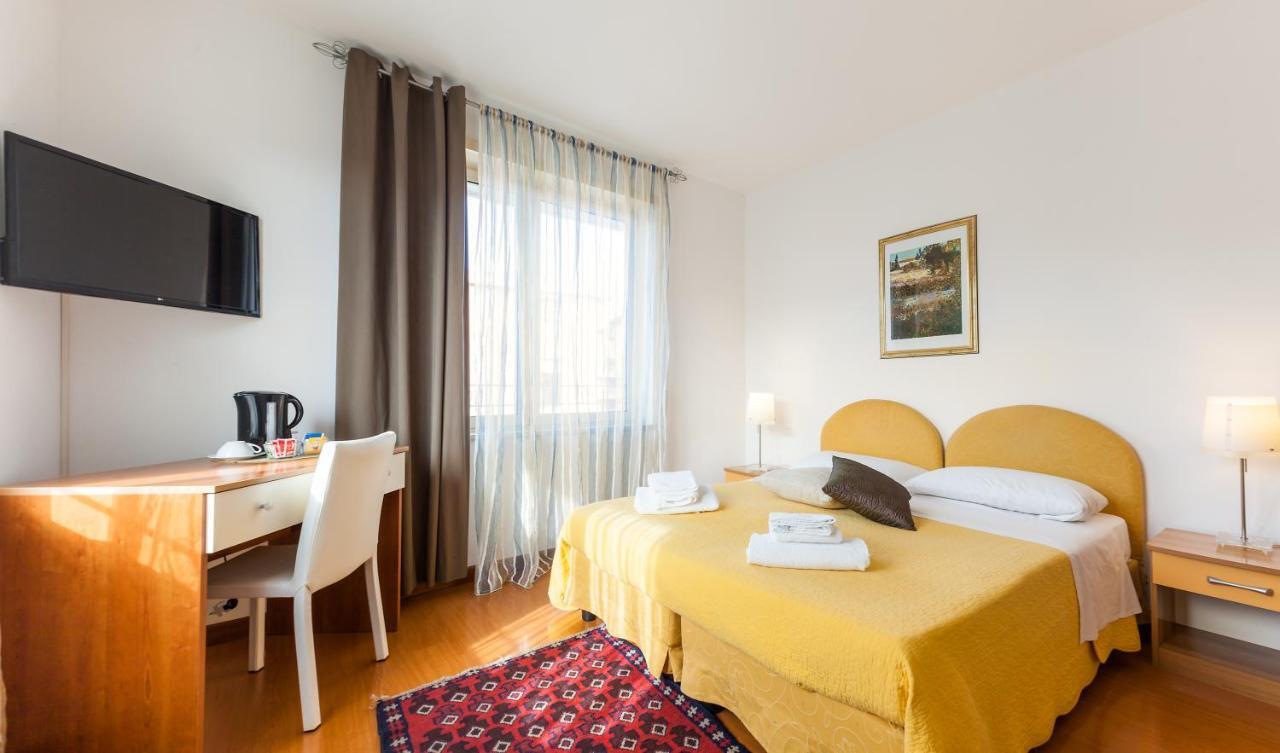 Casa Vacanze Le Terrazze Верона Екстер'єр фото